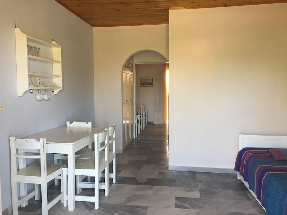 Ilena Hotel Acharavi  Eksteriør billede