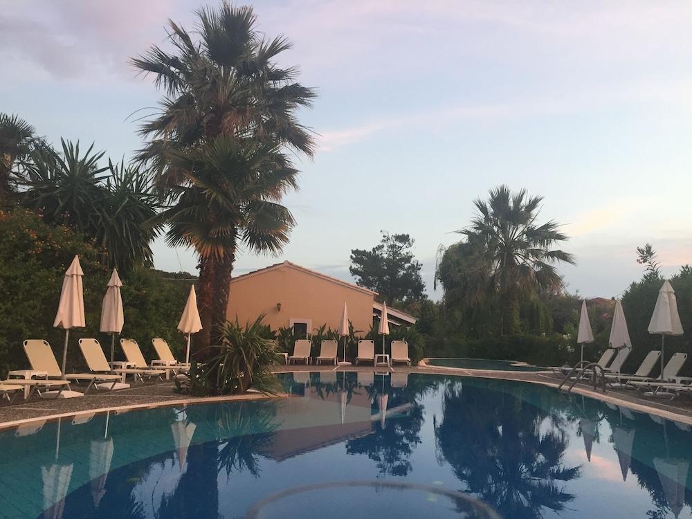 Ilena Hotel Acharavi  Eksteriør billede